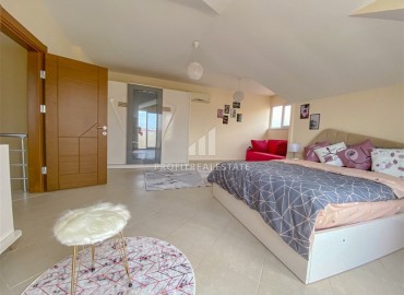 Elegant two bedroom duplex just 100 meters from the sea, Kestel, Alanya, 120 m2 ID-5962 фото-13
