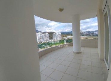 Two-bedroom apartment, with a large total area and stunning mountain views, in Mahmutlar, 155 m2 ID-5973 фото-10