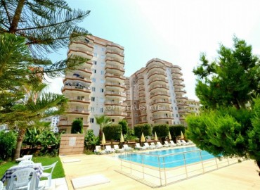 Spacious two-bedroom apartment, with furniture and appliances, 200 meters from the center of Mahmutlar, 135 m2 ID-5974 фото-1