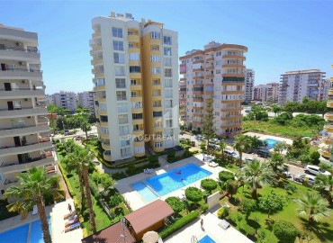 Spacious two-bedroom apartment, with furniture and appliances, 200 meters from the center of Mahmutlar, 135 m2 ID-5974 фото-16