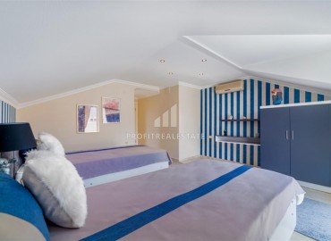 Stylish three-bedroom duplex, ready to move in, 50 meters from the sea, Kestel, Alanya, 210 m2 ID-5980 фото-13