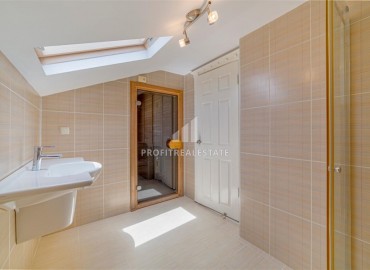 Stylish three-bedroom duplex, ready to move in, 50 meters from the sea, Kestel, Alanya, 210 m2 ID-5980 фото-31