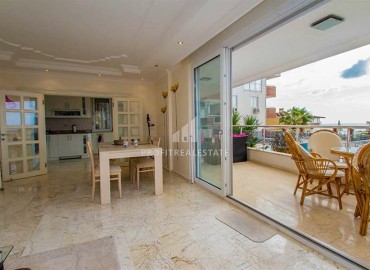 Two-bedroom apartment, with furniture and appliances, in Bektash area, Alanya, 100 m2 ID-5984 фото-2