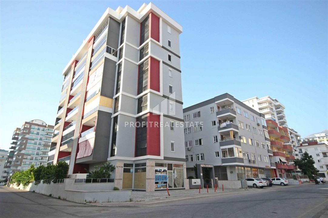 Меблированная трехкомнатная квартира в районе Махмутлар в комплексе с бассейном ID-6038 фото-1
