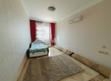 Elegant two-bedroom apartment in a prestigious residence, Mahmutlar, Alanya, 110 m2 ID-6043 фото-8