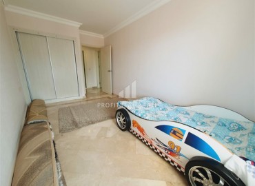 Elegant two-bedroom apartment in a prestigious residence, Mahmutlar, Alanya, 110 m2 ID-6043 фото-9