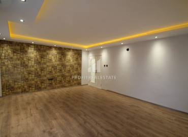 Spacious apartment, with two bedrooms and a separate kitchen, 200 meters from the center of Alanya, 120 m2 ID-6044 фото-5