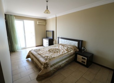 Two-bedroom apartment, with furniture and appliances, on the first coastline, Mahmutlar, Alanya, 125 m2 ID-6049 фото-11