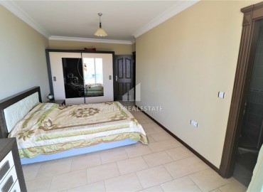 Two-bedroom apartment, with furniture and appliances, on the first coastline, Mahmutlar, Alanya, 125 m2 ID-6049 фото-12