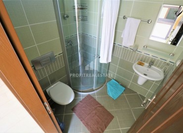 Two-bedroom apartment, with furniture and appliances, on the first coastline, Mahmutlar, Alanya, 125 m2 ID-6049 фото-23