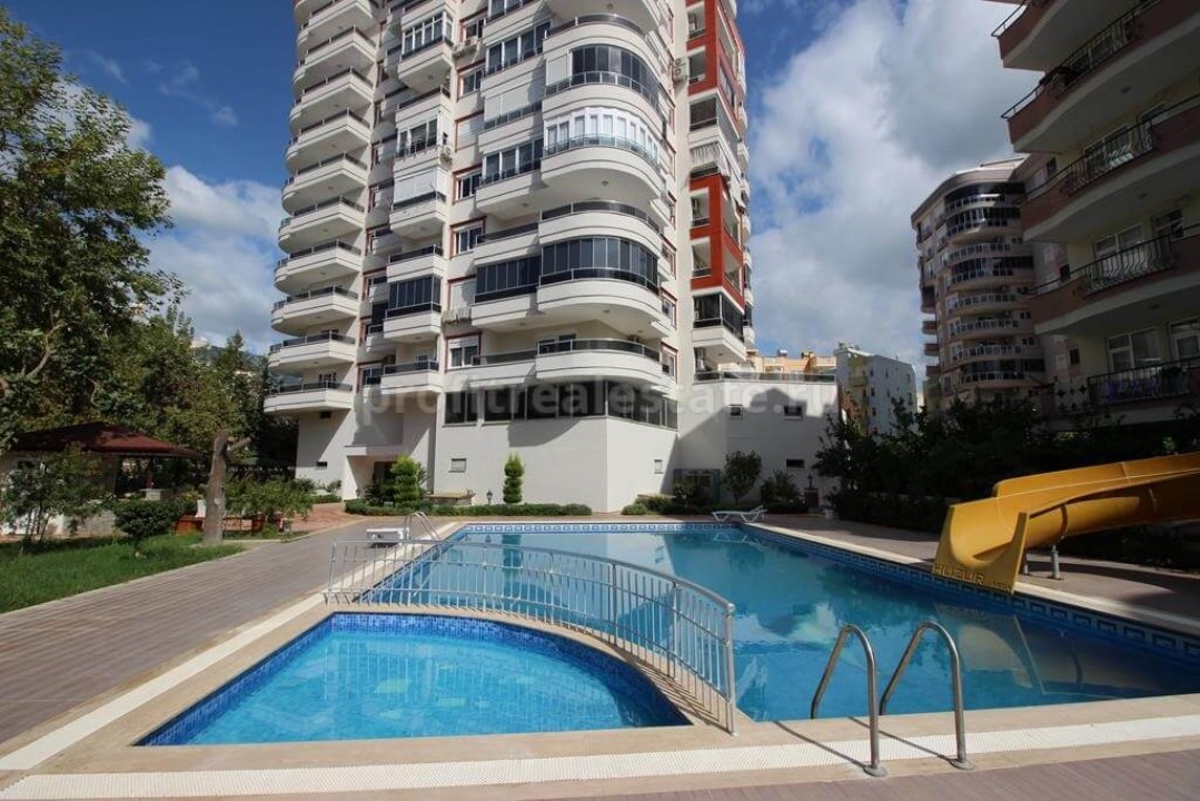 One-bedroom apartment in a new complex in Alanya resort area Mahmtular ID-0391 фото-1