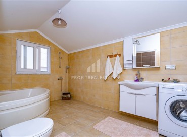 Elegant three-bedroom duplex with excellent views, in Bektas, Alanya, 160 m2 ID-6070 фото-18