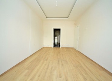 Новая трёхкомнатная квартира с отдельной кухней, в чистовой отделке, Махмутлар, Аланья, 115 м2 ID-6090 фото-10