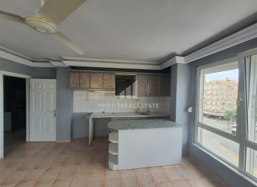 Two bedroom apartment in the center of Alanya, unfurnished, 90 m2 ID-6101 фото-2
