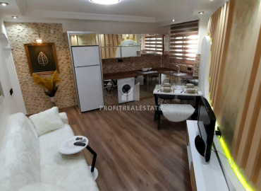 Inexpensive resale property: one-bedroom apartment 250 m from the sea with furniture and appliances ID-6161 фото-18}}