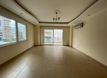 Новая квартира для большой семьи с отдельной кухней на центральной улице Махмутлара. ID-6179 фото-1