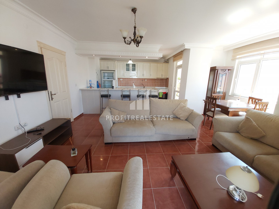 Two-bedroom apartment with furniture and appliances, 300 m from the sea in Mahmutlar ID-6180 фото-2