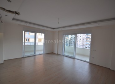 Apartment with separate kitchen in the area of Mahmutlar, Alanya, Turkey ID-0401 фото-5