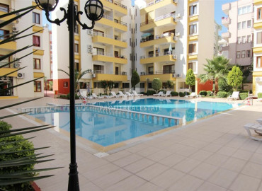Inexpensive resale property: 1 + 1 apartment 250 m from the sea with furniture and appliances in Mahmutlar ID-6237 фото-4