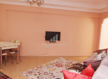 Inexpensive resale property: 1 + 1 apartment 250 m from the sea with furniture and appliances in Mahmutlar ID-6237 фото-8