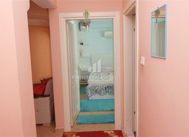 Inexpensive resale property: 1 + 1 apartment 250 m from the sea with furniture and appliances in Mahmutlar ID-6237 фото-10