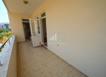 Budget apartment 2 + 1 in an urban-type house with a separate kitchen 400 m from the sea in Mahmutlar ID-6245 фото-8