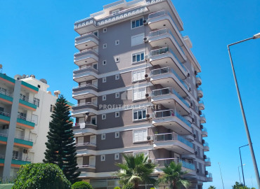Great offer: large furnished apartment 2 + 1 on the first line in Mahmutlar ID-6306 фото-1}}