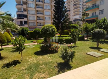 Great offer: large furnished apartment 2 + 1 on the first line in Mahmutlar ID-6306 фото-3