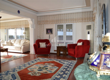 Two bedroom duplex with furniture and appliances on the first line in Mahmutlar ID-6333 фото-4