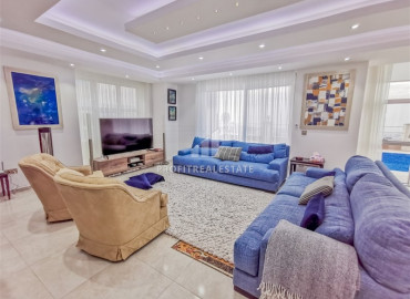 Private furnished villa 4 + 1, with its own facilities in the area of Alanya - Kargicak ID-6340 фото-16