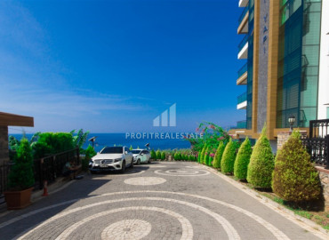 Large furnished one-bedroom apartment on the first coastline in the elite residence Kargicaka ID-6341 фото-13}}