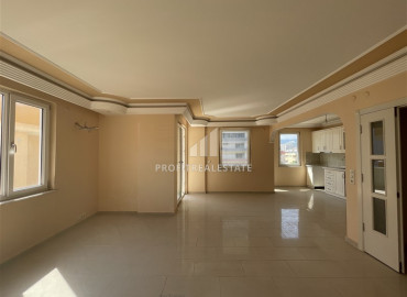Квартира 2+1 хорошей планировки,  площадью 120 м² в 100 м от моря в Махмутларе ID-6375 фото-5