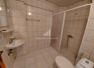 Inexpensive one bedroom apartment with a separate kitchen in the center of Alanya, 70 m2 ID-6376 фото-10