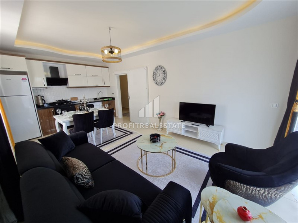 Large furnished one-bedroom apartment of 75 m² 150 m from the sea in Mahmutlar ID-6381 фото-2