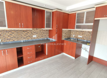 Species two bedroom apartment, 110m², renovated in a residence with facilities in Mahmutlar ID-6396 фото-2