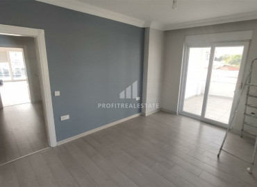 Species two bedroom apartment, 110m², renovated in a residence with facilities in Mahmutlar ID-6396 фото-10