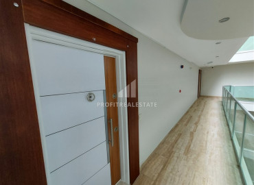 Ready to move in one bedroom apartment 200m from the sea in Kestel ID-6405 фото-14
