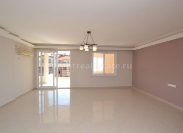 Duplex with three bedrooms and panoramic sea view in the central area of Alanya, Turkey ID-0431 фото-14