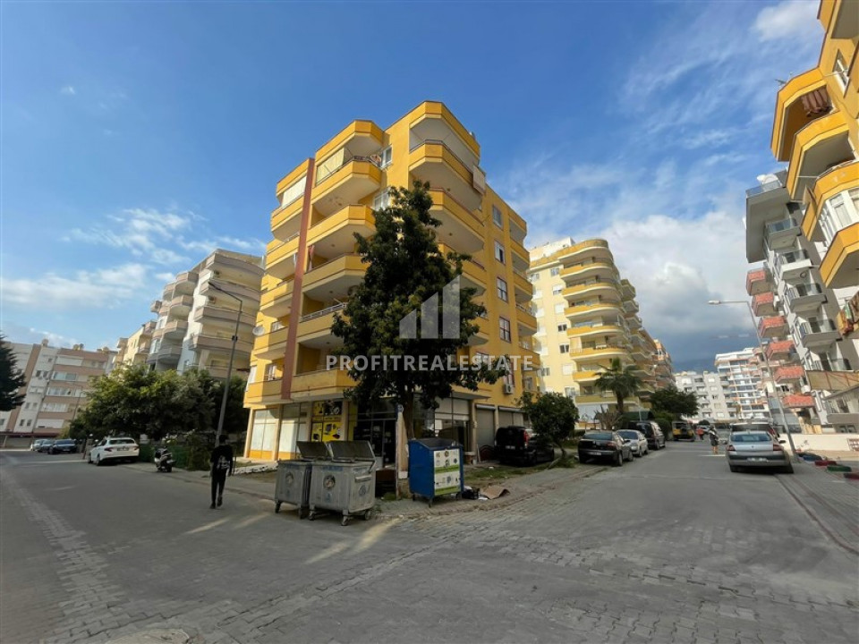 Budget resale property: two-bedroom apartment with separate kitchen, 120 m², 300m from the sea in Mahmutlar ID-6423 фото-1