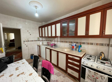 Budget resale property: two-bedroom apartment with separate kitchen, 120 m², 300m from the sea in Mahmutlar ID-6423 фото-6