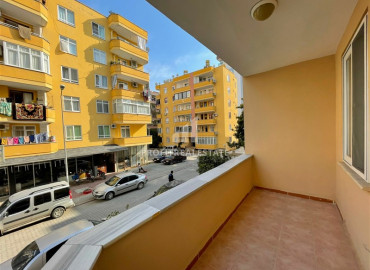 Budget resale property: two-bedroom apartment with separate kitchen, 120 m², 300m from the sea in Mahmutlar ID-6423 фото-16}}