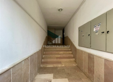 Budget resale property: two-bedroom apartment with separate kitchen, 120 m², 300m from the sea in Mahmutlar ID-6423 фото-19