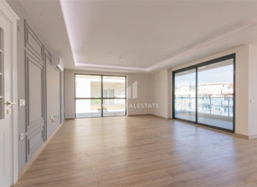 New duplex 3 + 1 250 from the sea in a residence with good facilities in Mahmutlar ID-6454 фото-24}}