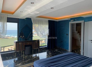 Luxury real estate: new three-storey villa 3 + 1 on the seafront in Alanya Konakli. ID-6460 фото-18