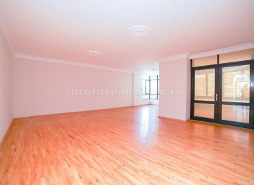 A spacious apartment in Antalya Konyaalti with a high-quality repair ID-0437 фото-2