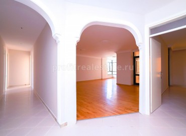 A spacious apartment in Antalya Konyaalti with a high-quality repair ID-0437 фото-6
