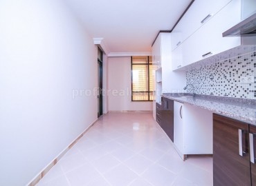 A spacious apartment in Antalya Konyaalti with a high-quality repair ID-0437 фото-10