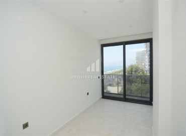 Two-bedroom apartment in a premium residence on the first line in Mahmutlar. ID-6493 фото-6}}