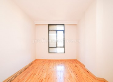 A spacious apartment in Antalya Konyaalti with a high-quality repair ID-0437 фото-15