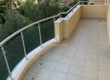 Inexpensive two bedroom apartment in a cozy residential residence Avsallara, Alanya, 120 m2 ID-6492 фото-13